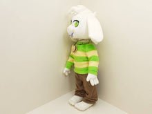 Load image into Gallery viewer, Custom Asriel plush