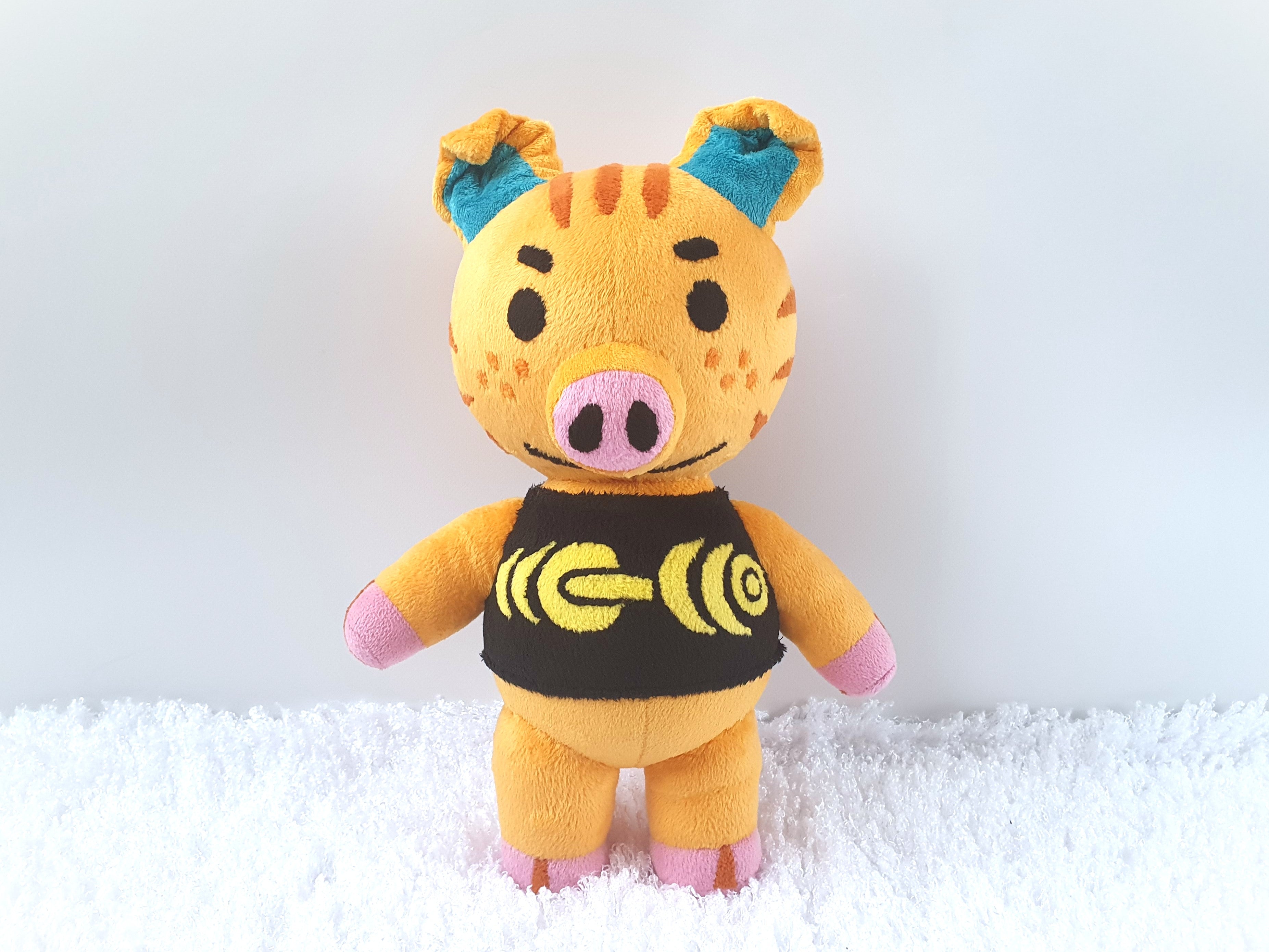 Handmade custom Kevin the pig ACNH plush – AnnushkaToys Custom plush