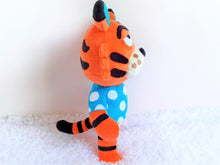 Load image into Gallery viewer, Handmade Rowan the tiger plush
