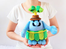 Load image into Gallery viewer, Custom Chuckster pianta plush
